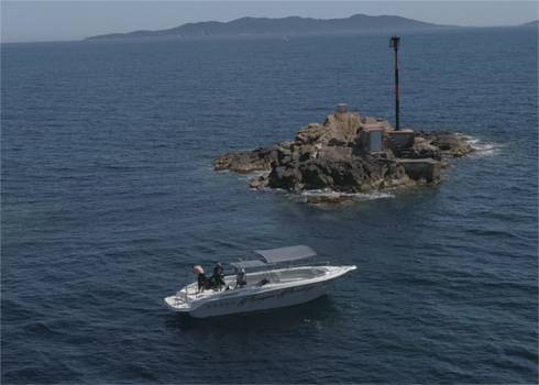 Bateau spacieux pour des sorties de plongée en petit comité à Bormes-les-Mimosas